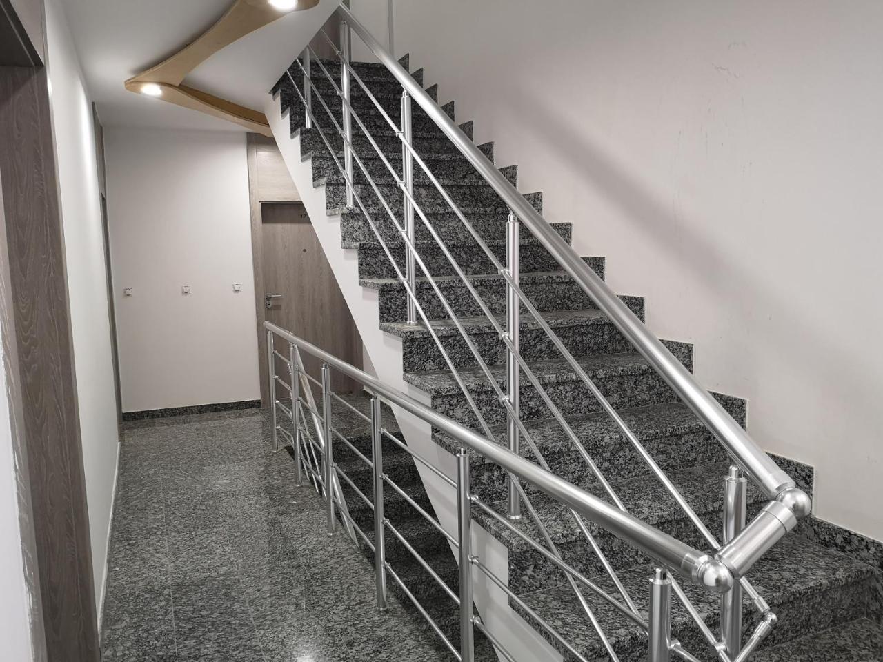 J&J Apartments Beograd Ngoại thất bức ảnh